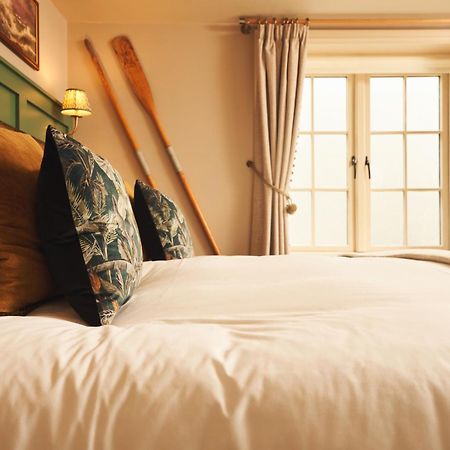 Hotel The Rising Sun Saint Mawes Exterior foto