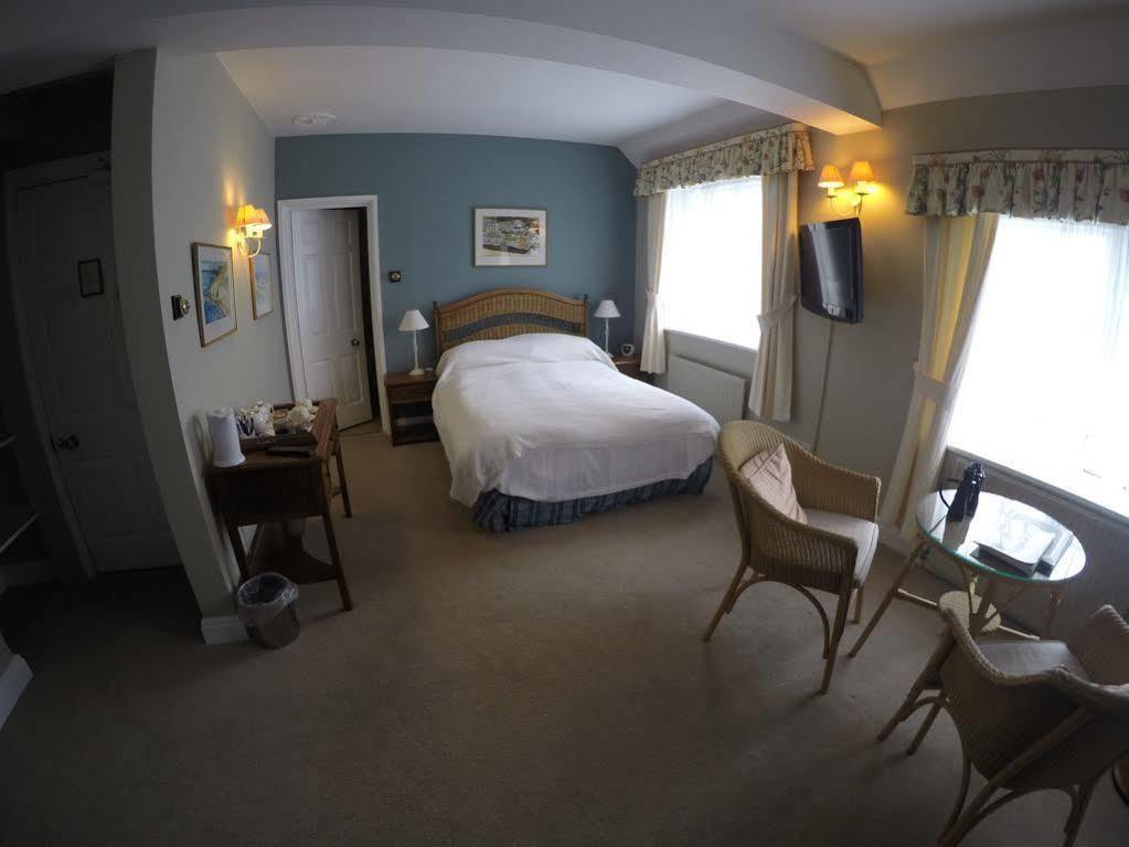 Hotel The Rising Sun Saint Mawes Exterior foto
